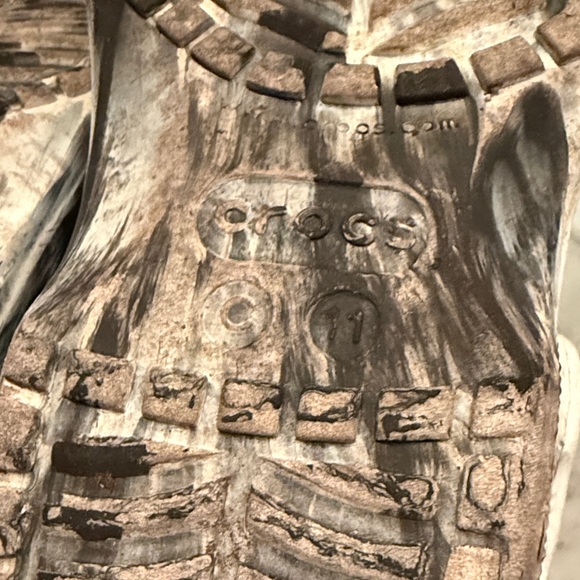 Crocs - Picture 9 of 9